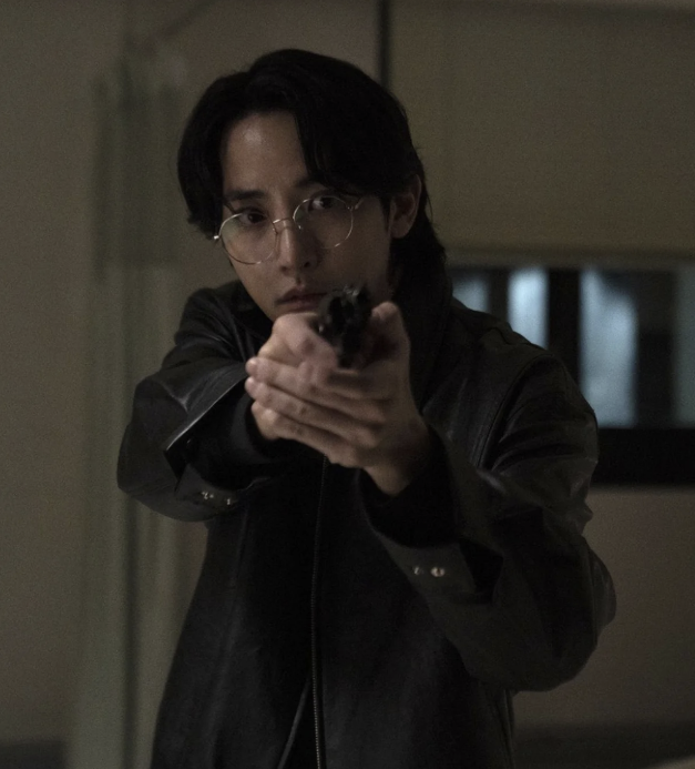 Lee Soo-Hyuk dans S Line. Sidus.