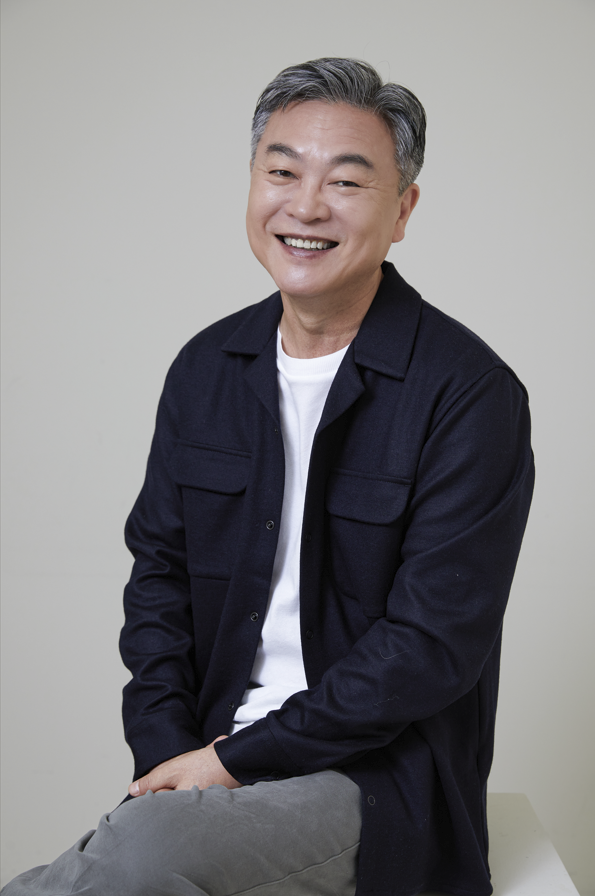 Kim Eui-Sung, libre de droits, An Company